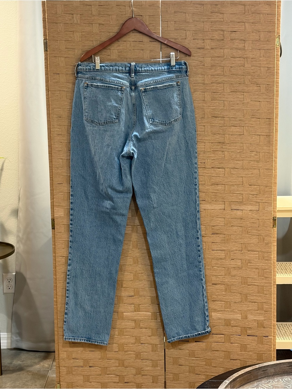 Abercrombie and Fitch Curve Love High-Rise Straight Leg Jeans in Light Blue 14XL - Picture 3 of 7